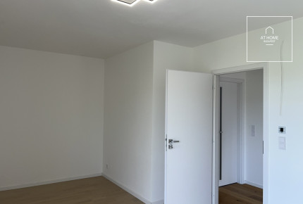 69 sqm panoramic second-floor apartment with 2 bedrooms in District III, Mátyáshegy
