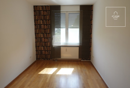 Kiadó 3 hálószobás, erkélyes lakás Budapest XII. kerület, Németvölgy