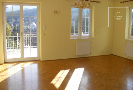 Lélegzetelállító villa kiadó  II/A. kerület, Remetekertváros