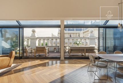 Luxury penthouse for rent in the heart of Budapest 6th district