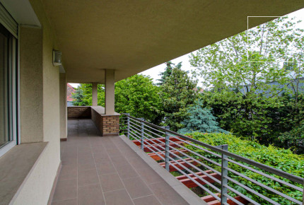 Eladó luxus családi ház  Budapest XII. kerület, Virányos