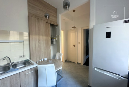 Downtown 3-Bedroom Apartment with Balcony near the Danube in Budapest’s 5th District