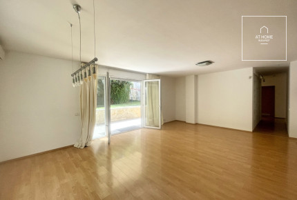 Terasz és kertkapcsolatos lakás eladó Budapest I. kerület, Vár