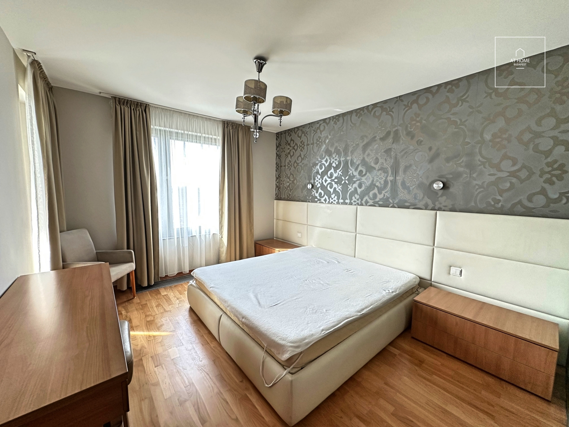 Három hálószobás napfényes lakás terasszal a Gellérthegyen