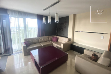 Bright 3-Bedroom Apartment with Terrace on Gellérthegy