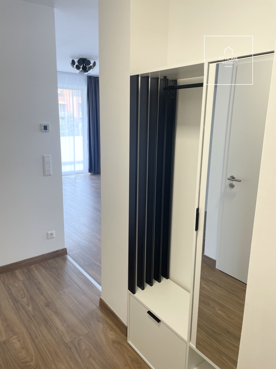 Újépítésű 2 hálószobás lakás terasszal XI. kerületi lakóparkban