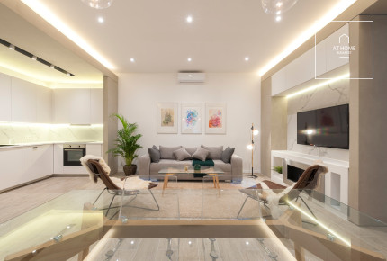 Renovated Scandinavian-style apartment near the Opera in District VI
