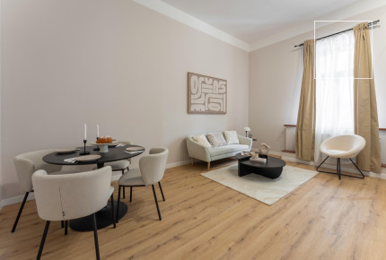 Bright 2-Bedroom Apartment in Budapest City Center, Near Gozsdu Courtyard