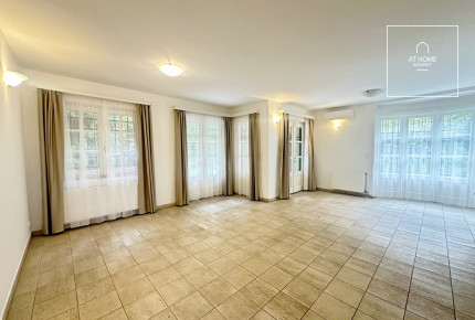 Elegant Villa-Style Semi-Detached Home for Rent in District 12