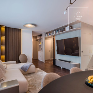 Newly built, three-bedroom, fully furnished apartment with a terrace in Marina Part