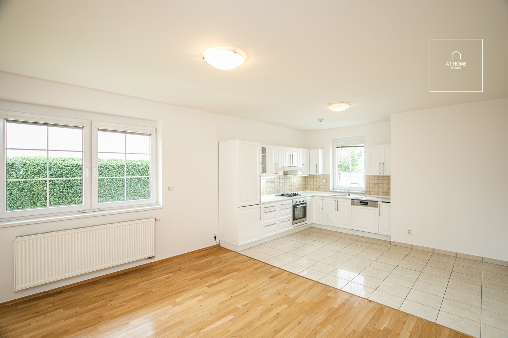 Spacious 5-bedroom family house, Pod Valem II., Průhonice