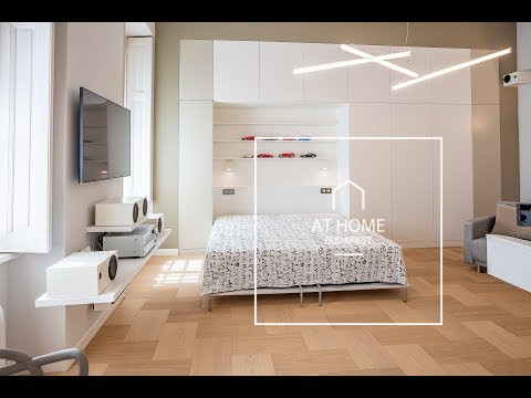 Renovated, modern 41 sqm first-floor apartment next to the Opera in District VI