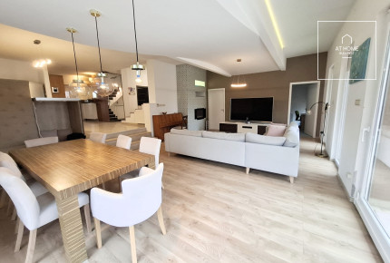 Gyönyörű 5 hálószobás családi ház eladó Dunakeszin