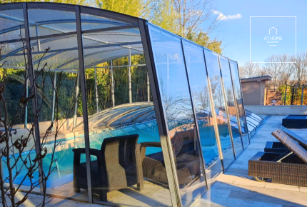 Beautiful 5 bedrooms family house for sale in Dunakeszi