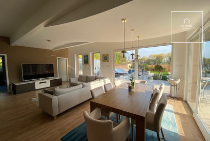 Gyönyörű 5 hálószobás családi ház eladó Dunakeszin