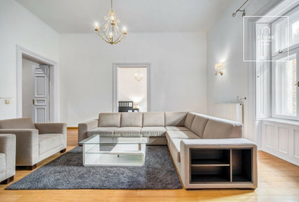 Felújított 3 hálószobás belvárosi lakás a VI. kerületben