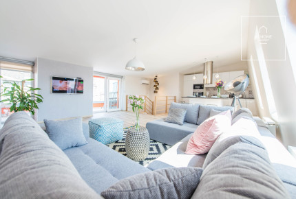 3-bedroom luxury penthouse apartment for rent in Budapest VI. district