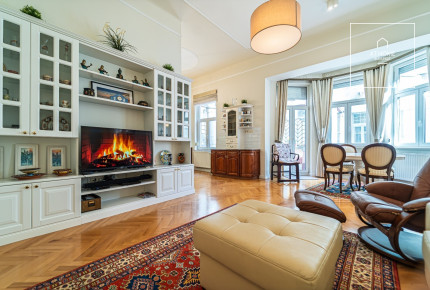 Renovated 2-bedroom spacious apartment with a balcony in the city center, District XIII