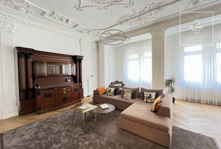 Renovated 2-bedroom classic-style apartment in District XIII, Újlipótváros