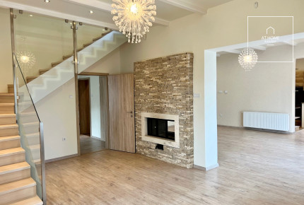 Önálló családi ház kiadó Budapest II. kerület Pálvölgy