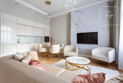 Felújított 89 nm-es prémium lakás 2 hálószobával eladó a Belvárosban