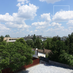 68 sqm second-floor, 2-bedroom apartment with rooftop terrace in District II, Zöldmál, Budapest