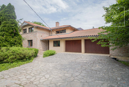 Charming detached house for rent Budapest III. district, Csillaghegy