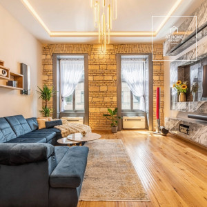 Belvárosi 80nm-es luxuslakás a Szabadság tér közelében