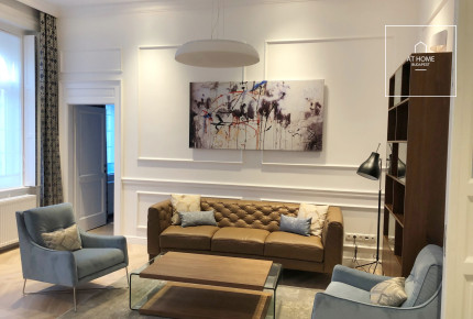 Renovated 90 sqm, 2-bedroom apartment for rent in Budapest’s 6th district