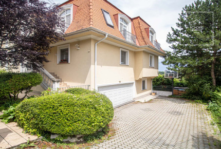 Exclusive semi-detached house for rent Budapest XII. district, Istenhegy