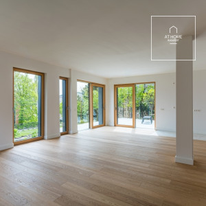 Brand new premium 130 sqm garden-connected apartment with a 42 sqm terrace in District II