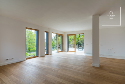 Brand new premium 130 sqm garden-connected apartment with a 42 sqm terrace in District II