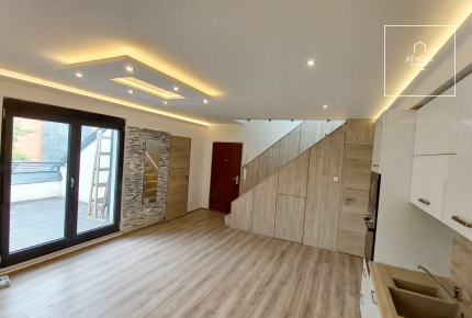 Interior two-storey apartment for rent Budapest, II. district Szépilona