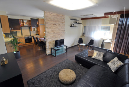 ELEGANT APARTMENT FOR SALE IN A RESINDENTIAL PARK-  XIII. DISTRICT, VIZAFOGÓ