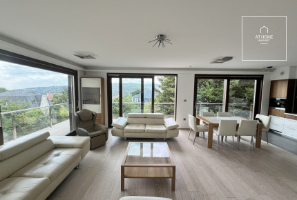 Luxurious Detached House with Indoor Pool in Rózsadomb, District II