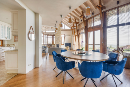 Iconic Luxury Villa Designed by an Ybl Award-Winning Architect in Budapest’s Prestigious Greenbelt