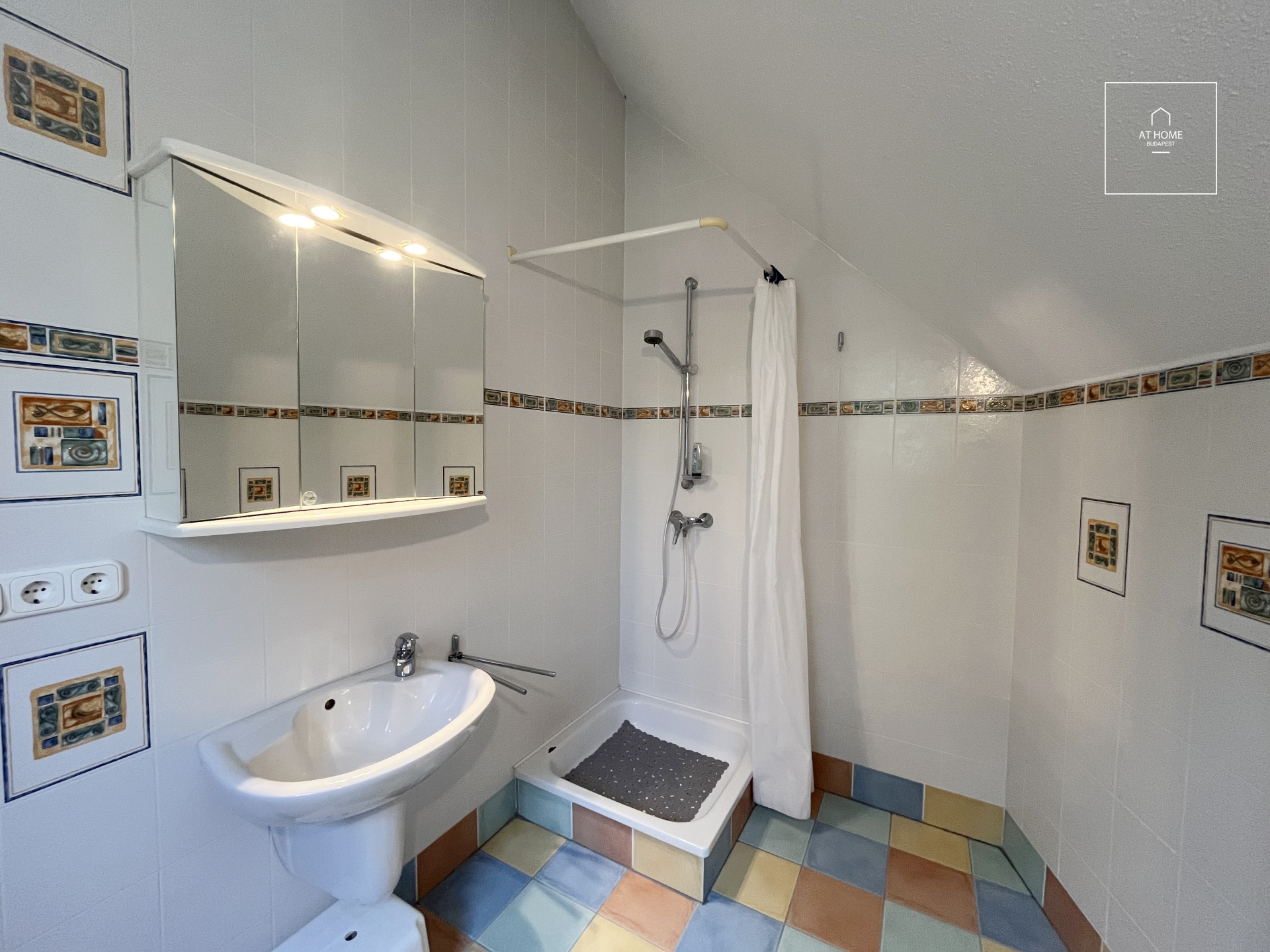 High-Quality Family Home for Sale in the Barackos Neighborhood of Budakeszi