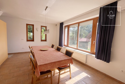 High-Quality Family Home for Sale in the Barackos Neighborhood of Budakeszi