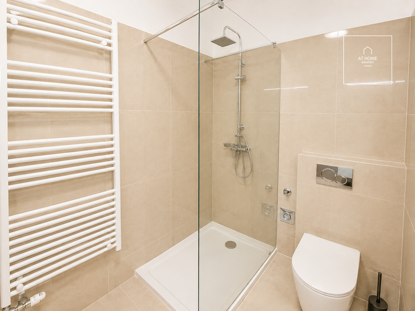 Panoramic, Fully Renovated Apartment with a Large Terrace in a Green Hillside Area