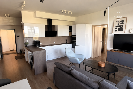 Premium, Bay-View, Fully Furnished Apartment for Rent in BudaPart