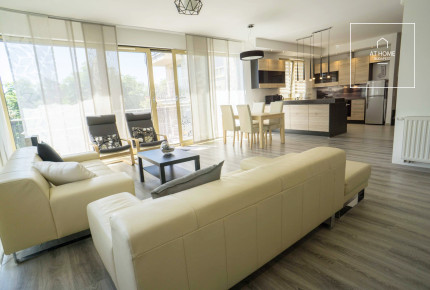 Sunny, 3-bedroom apartment for rent in 2nd district, Szemlőhegy