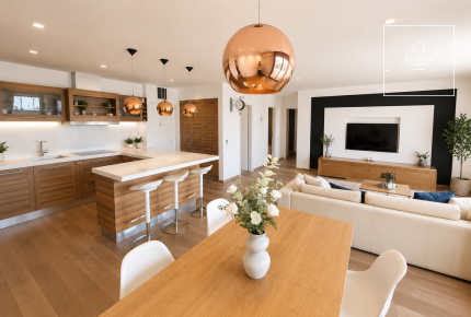 Premium 4-bedroom Penthouse Apartment with Terrace for Sale on Marina Part, District XIII