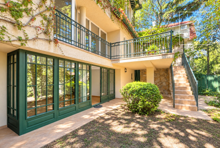 Unique Bauhaus Villa for Sale in Sas-hegy, Budapest