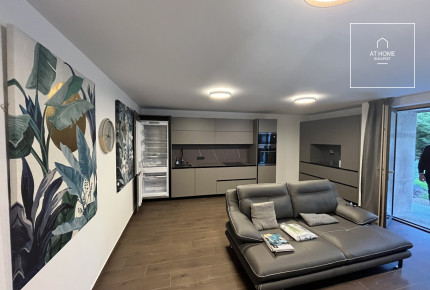 Newly-built Luxury Apartment for Rent in District XII