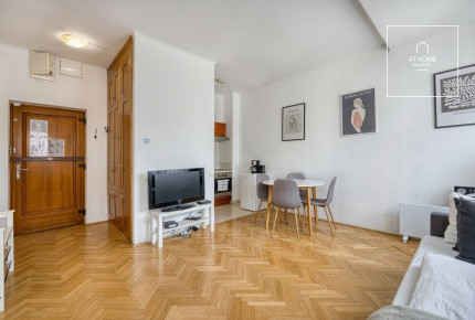 Modern studio Apartment in the vibrant Downtown, District VII