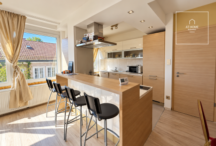 Elegant, sun-filled apartment in the sought-after Krisztinaváros area of Buda