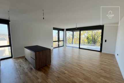 Newly built third-floor apartment with a balcony for rent  in District XII.